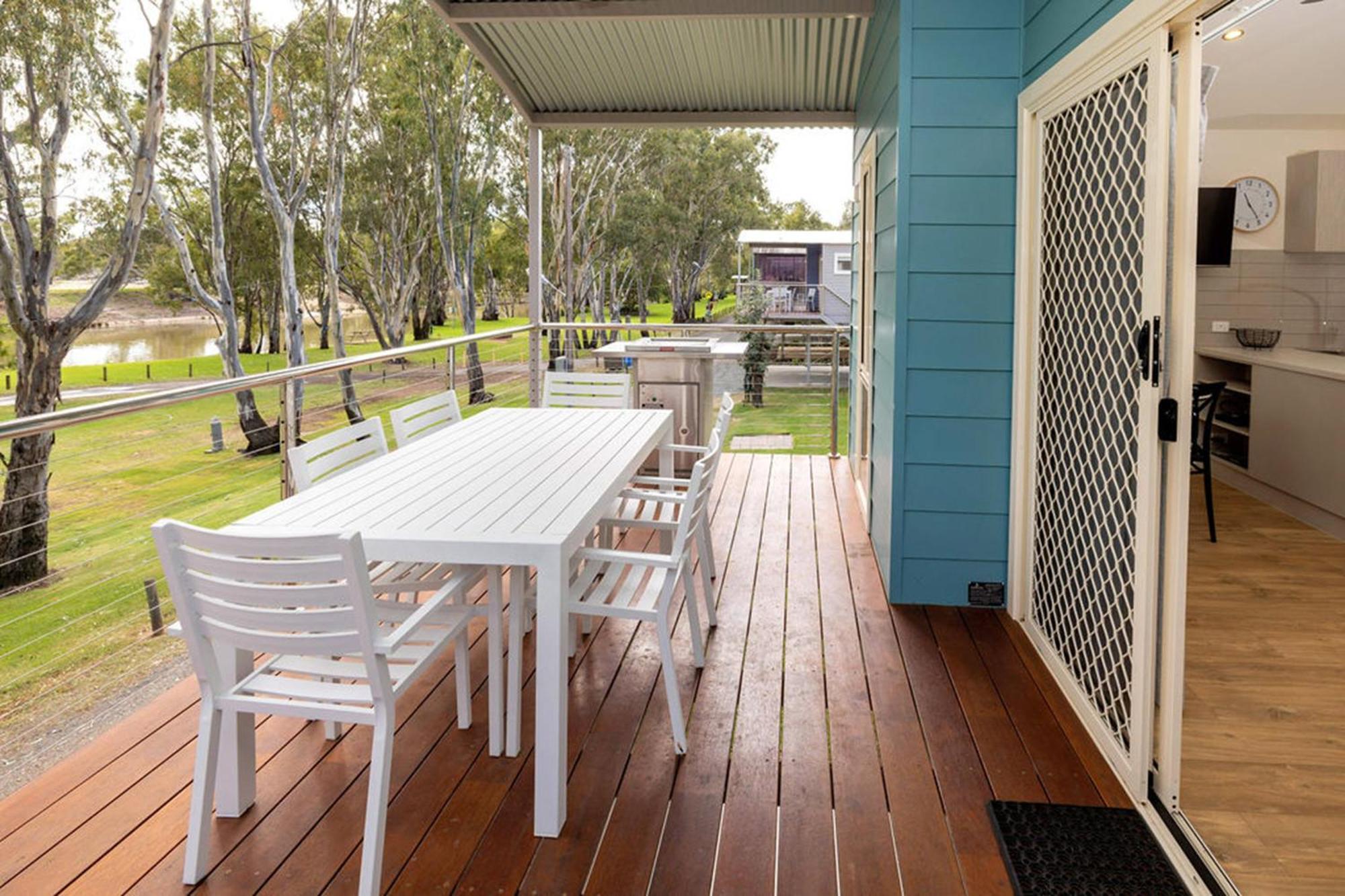Big4 Deniliquin Holiday Park Kamer foto