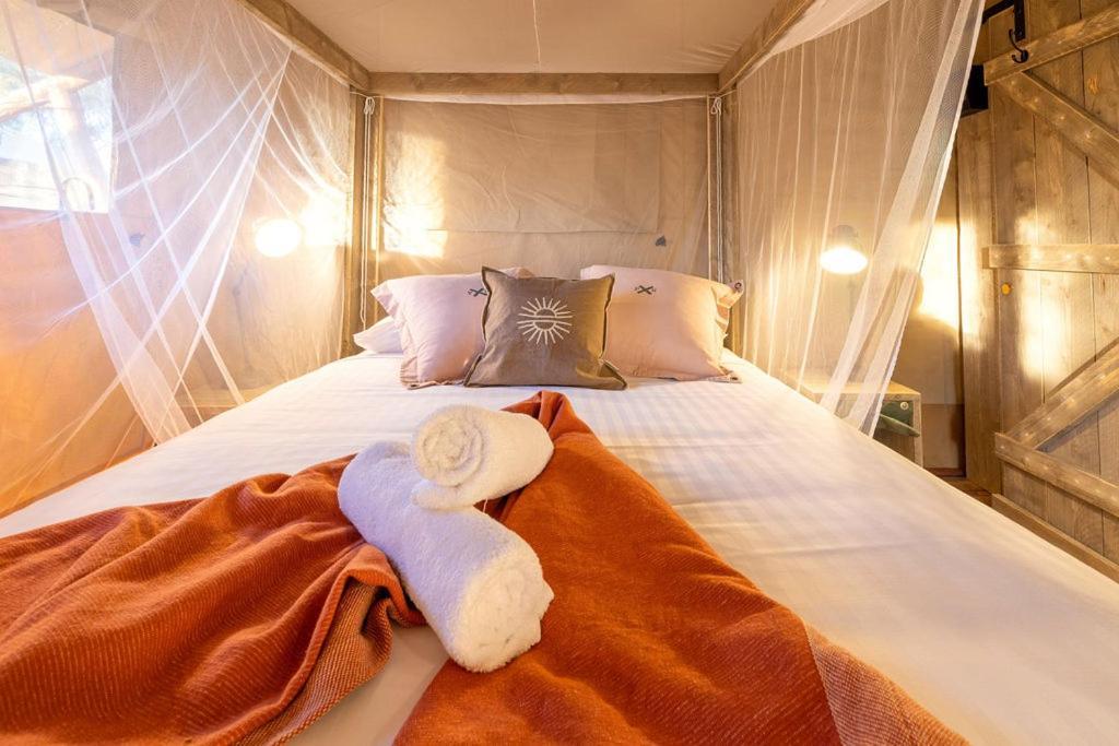 Big4 Deniliquin Holiday Park Buitenkant foto